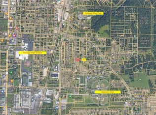 1029 S B St, Rogers, AR 72756