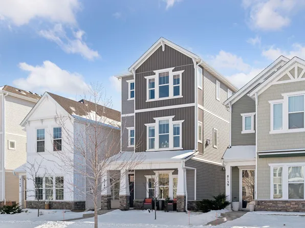 8143 Arrowwood Ln N, Maple Grove, MN 55369