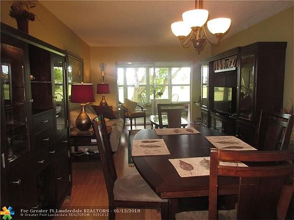 DINING ROOM AND LIVING ROOM-LAMINATE FLOOR