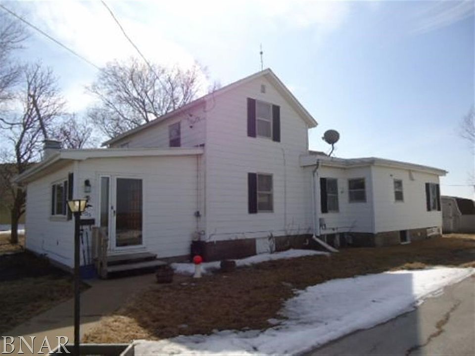 2nd image of 700 W 2nd St
