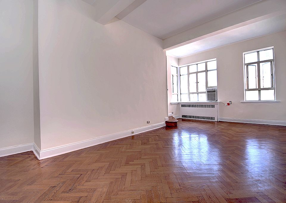 1st image of 10 W 74th St APT 10C