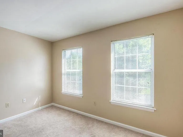 5678 Sutter Ln — Photo 12