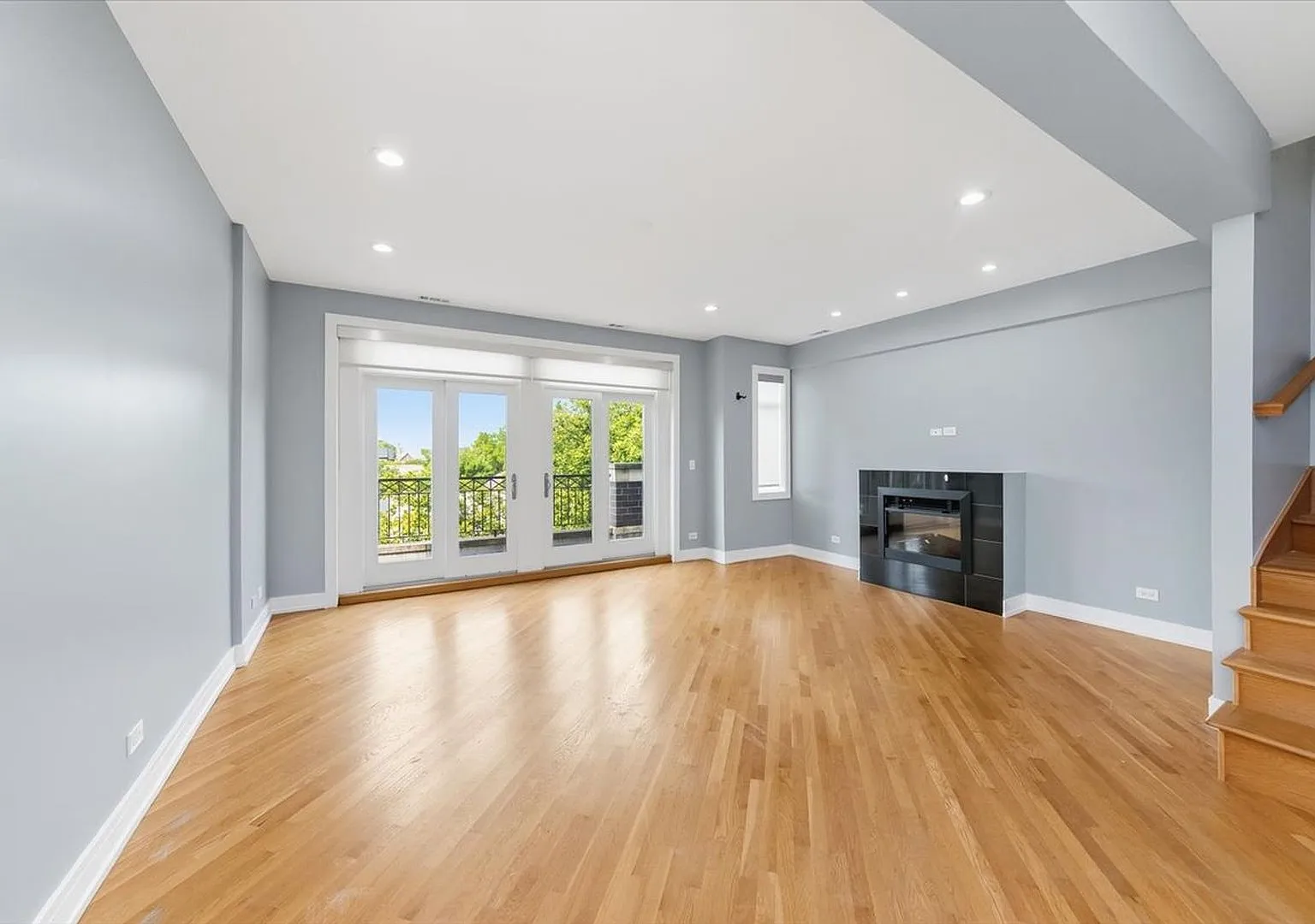 3 bed, 1700 sqft, $2,600 — Photo 4