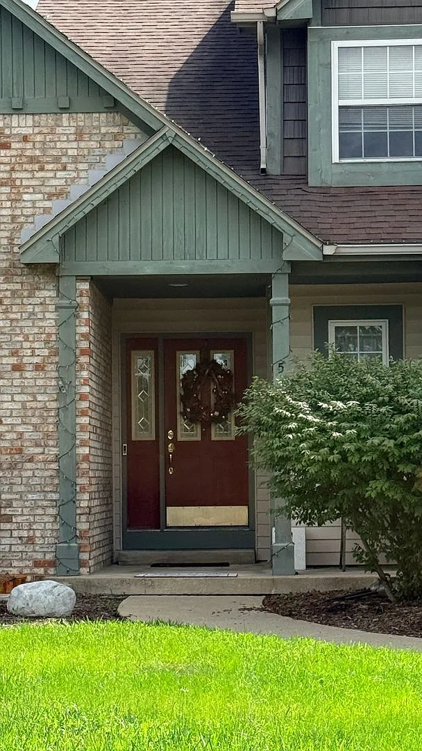 Beautiful, Bright & Move-In Ready Home in Lafayette! — Photo 3