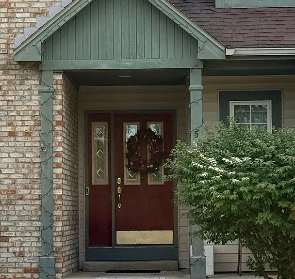 5 S Brookfield Dr — Photo 3
