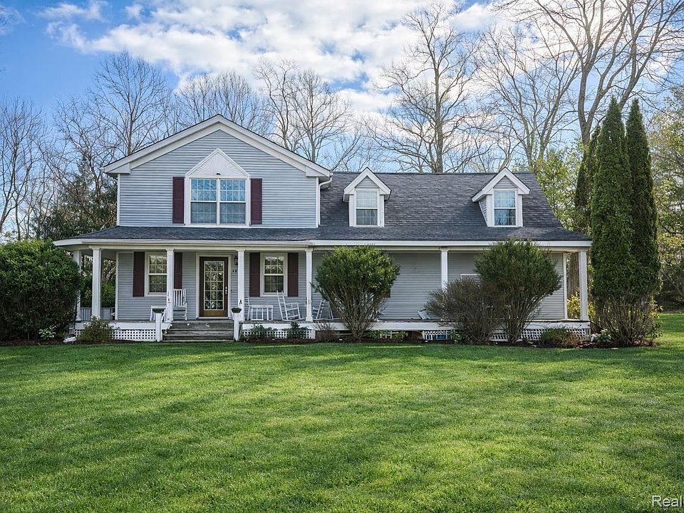1st image of 25980 Lyman Ln
