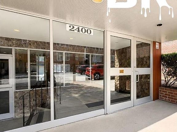 2nd image of 2400 E 3rd St APT 621