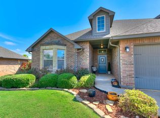 15200 Homecoming Dr, Edmond, OK 73013