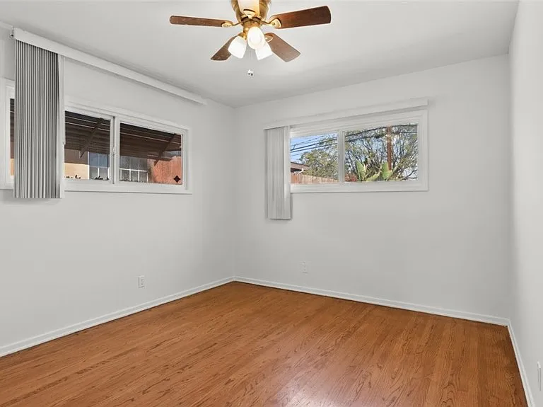 19349 Friar St — Photo 10
