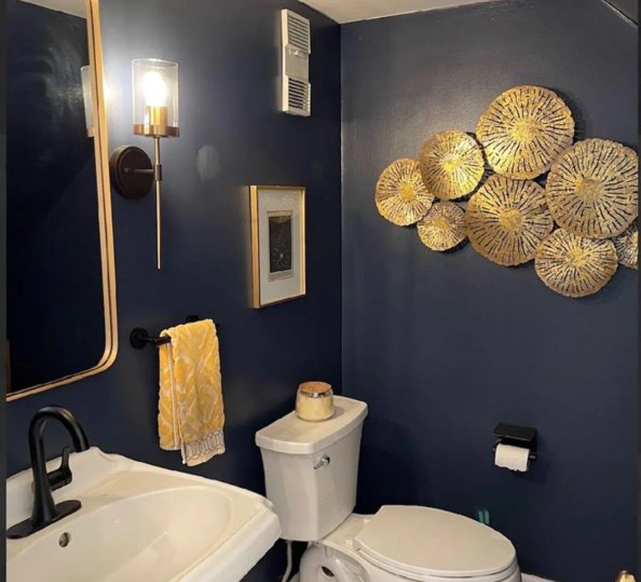 2 bed, 1.5 bath, 835 sqft, $3,100 — Photo 3