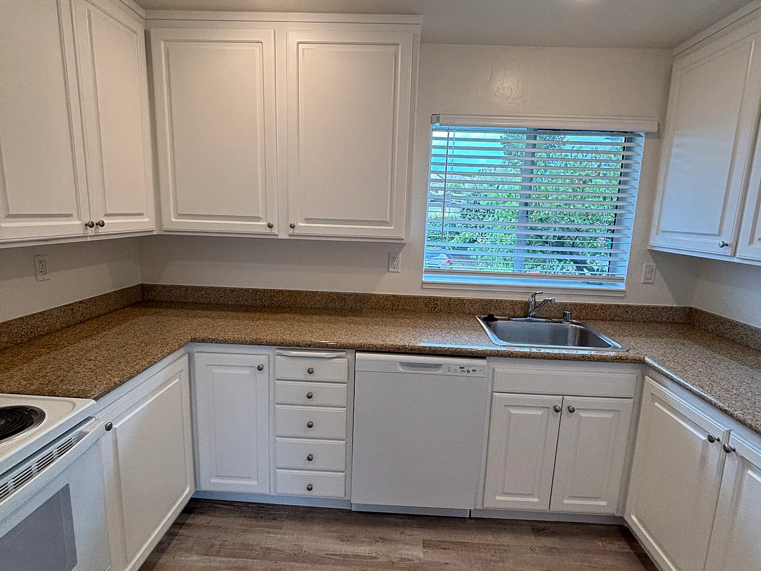 2 bed, 1.5 bath, $3,015 — Photo 4