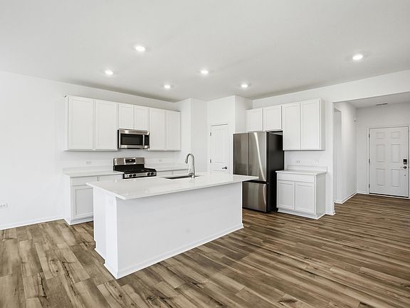 3rd image of 11086 Lola Ln