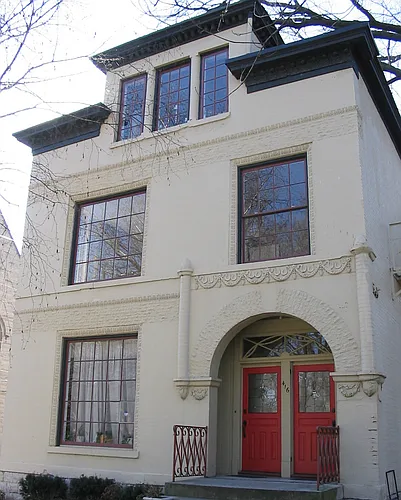 416 W. Magnolia St Photo 1
