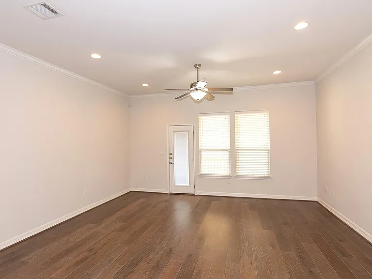 12205 Terraza Cir #59 — Photo 21