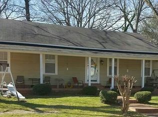 107 N Water Ave, Louisville, MS 39339