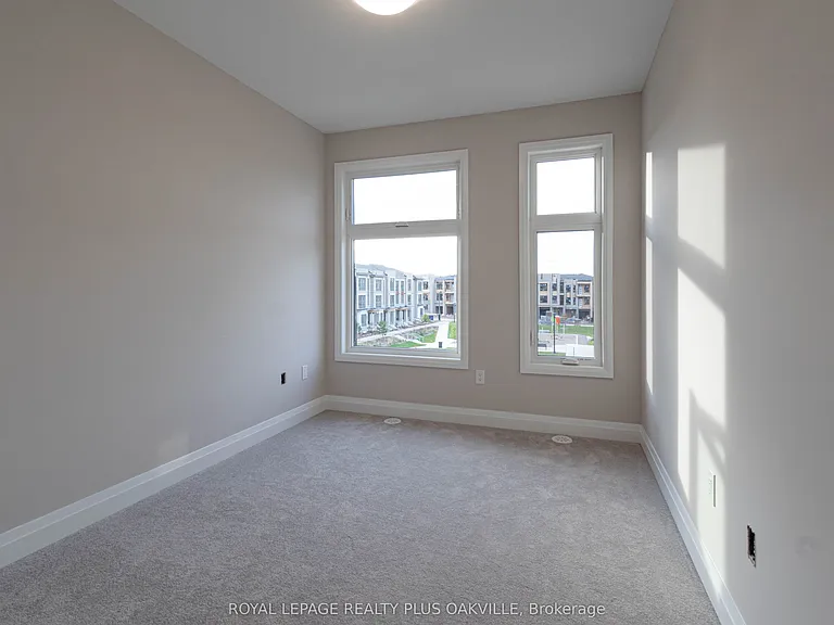 2468 Badger Cres — Photo 26
