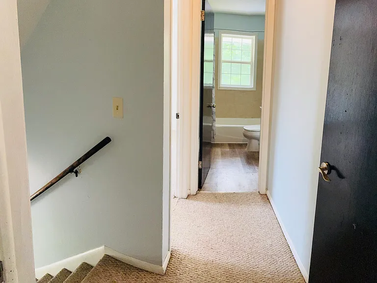 1318 Circle Terrace Blvd NE — Photo 15