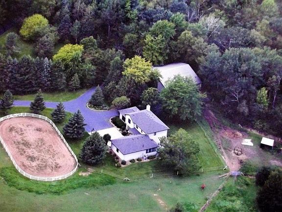3rd image of 21890 Olinda Ln N