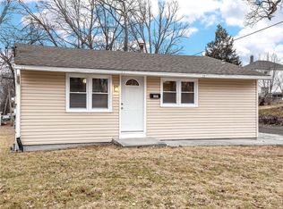 105 E Washington St, Collinsville, IL