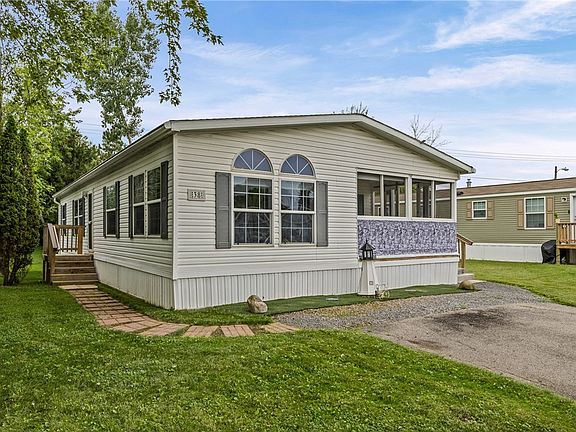 3rd image of 129 Saltonstall St Lot 38