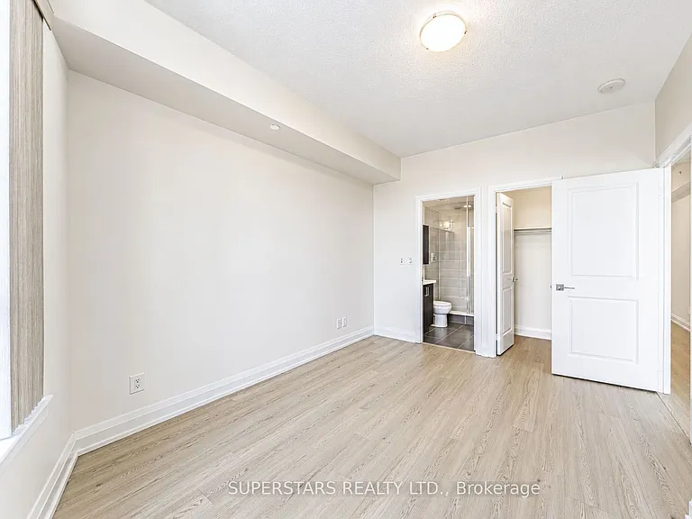 7161 Yonge St #1626 — Photo 15