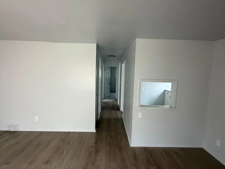 4900 Elmhurst St — Photo 15