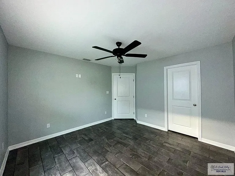 2219 Northridge Ave — Photo 6