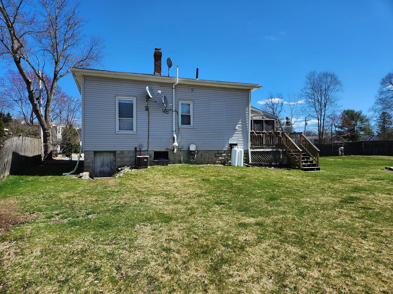 3 bed, 1080 sqft, $2,875 — Photo 4