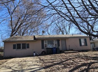 2726 Bonanza St, Lawrence, KS 66046