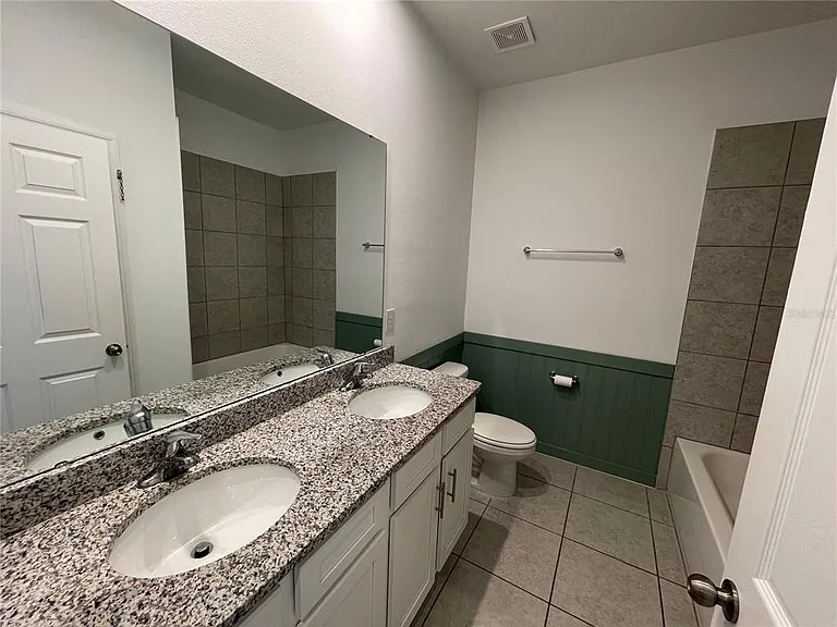 689 Crown Rose Dr — Photo 10