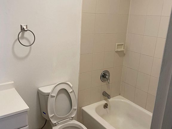 Bathroom in Main Bedroom Suite