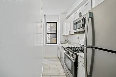 Rented by Cooper & Cooper Real Estate