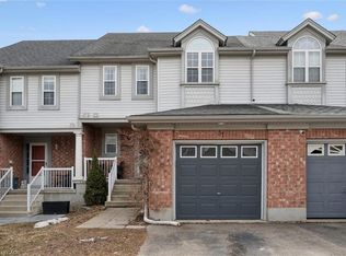 51 Elma Pl, Cambridge, ON N3C 4E6