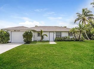 386 SE Crosspoint Dr, Port Saint Lucie, FL 34983
