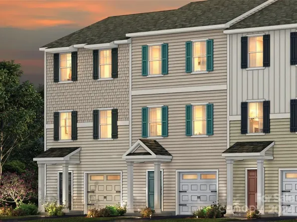 337 Drawbar Dr #103, Clover, SC 29710