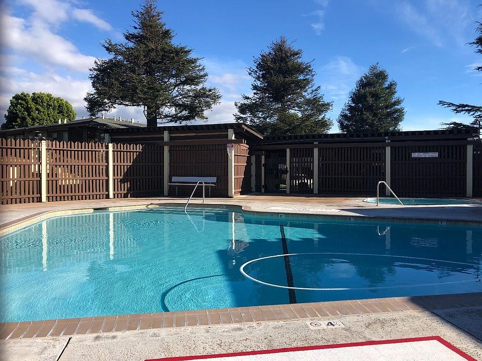 2nd image of 1843 Cherokee Dr Unit 2