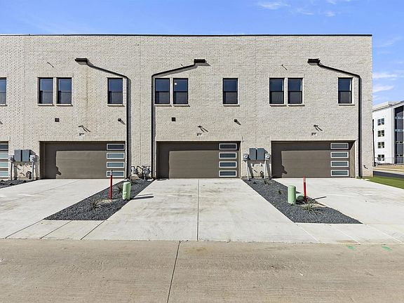 Rear Exterior Design Representative Photo