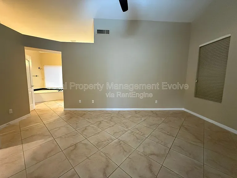 3646 N Katmai — Photo 19