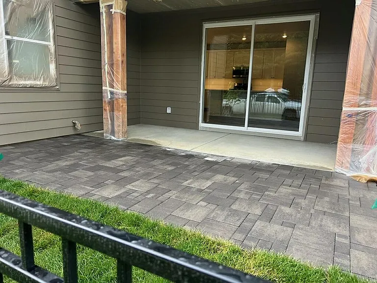 516 University Park Way — Photo 4