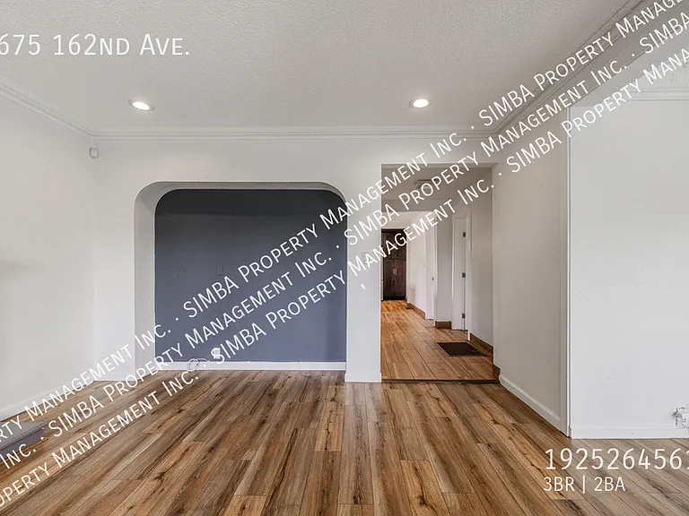 1675 162nd Ave — Photo 4