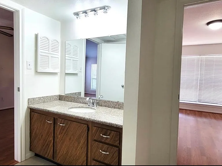 3100 Walnut Bend Ln — Photo 5