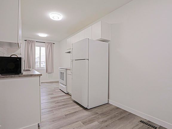 4th image of 238 Primrose Gdns NW