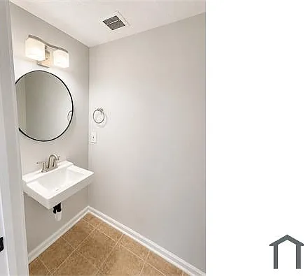 3 bed, 1800 sqft, $1,650 — Photo 4