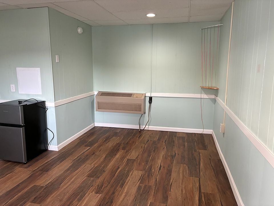 2nd image of 3018-3026 S Main St #1