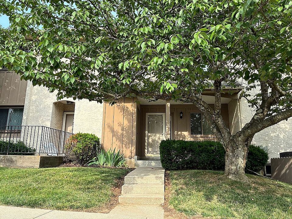 1st image of 121 Josephs Way