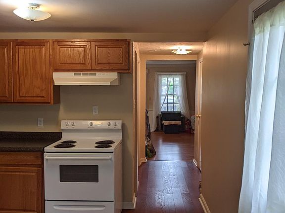 4th image of 3739 Lafayette Ave