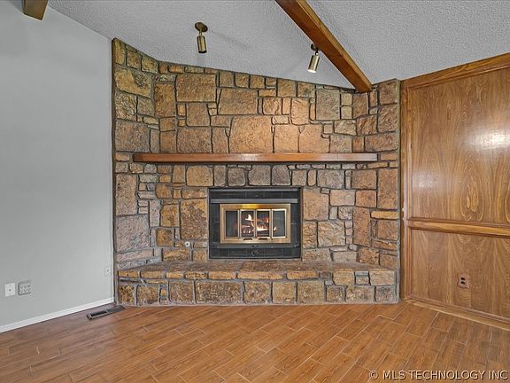 5th image of 1313 W Orlando Pl