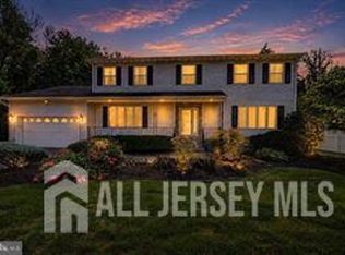 3 Leshin Ln, Hightstown, NJ 08520