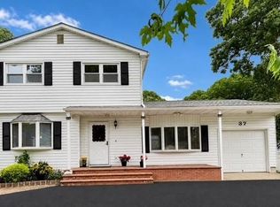 37 Hampton Avenue, Mastic, NY 11950
