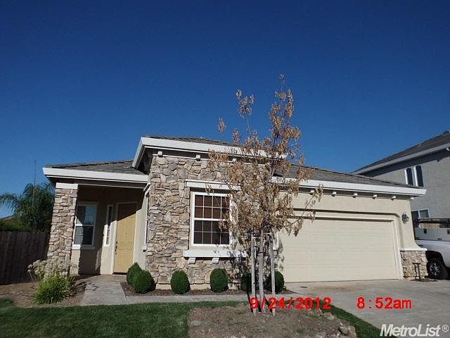 1st image of 3322 Corinthian Ln